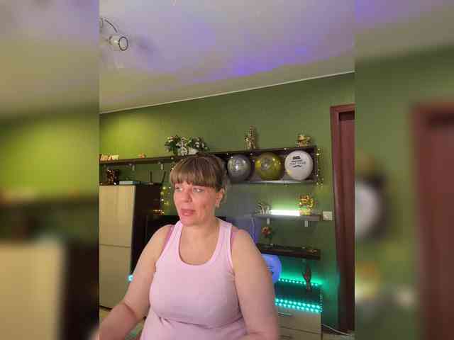 Veronika_Gold webcam