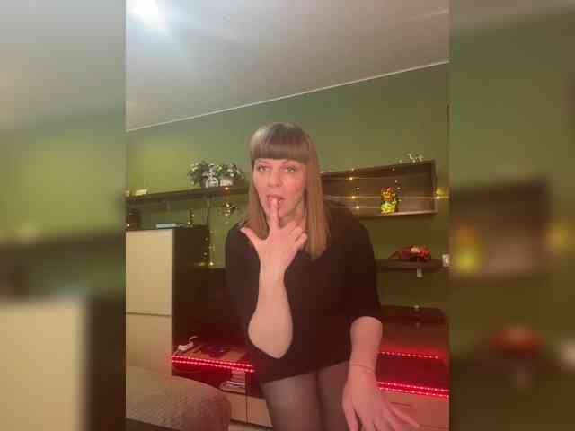 Veronika_Gold webcam