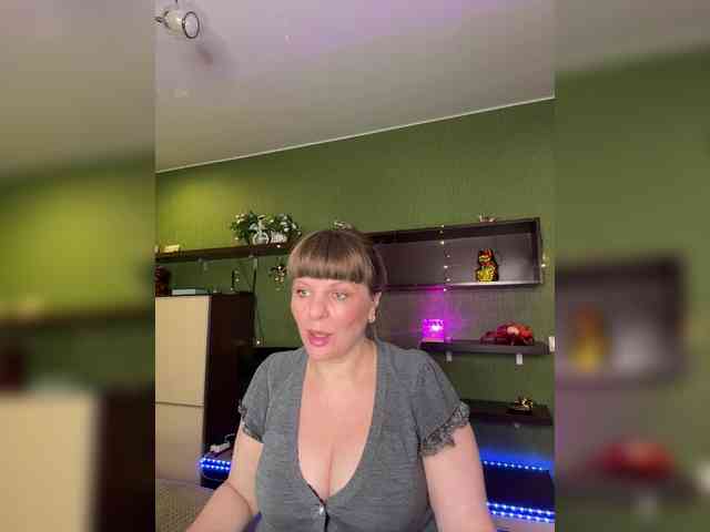 Veronika_Gold webcam