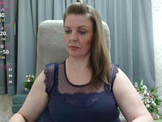 Veronika_Gold webcam