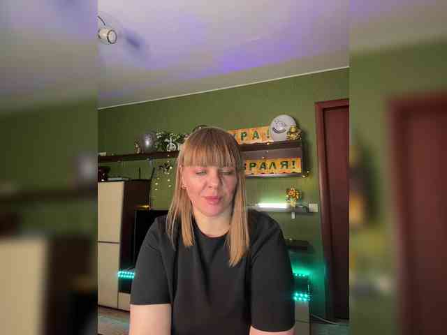 Veronika_Gold webcam