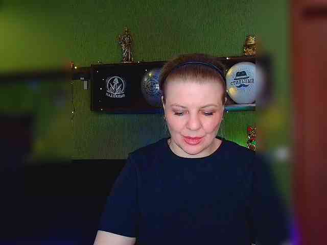 Veronika_Gold webcam