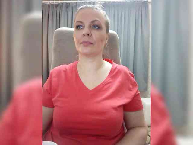 Veronika_Gold webcam