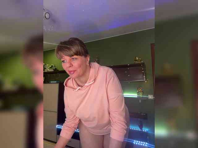 Veronika_Gold webcam