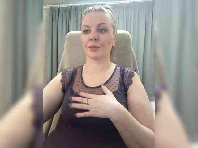 Veronika_Gold webcam