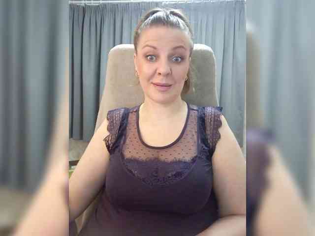 Veronika_Gold webcam