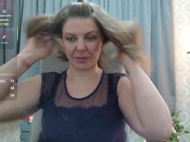 Veronika_Gold webcam