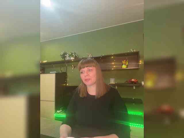 Veronika_Gold webcam