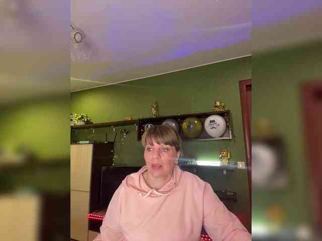 Veronika_Gold webcam