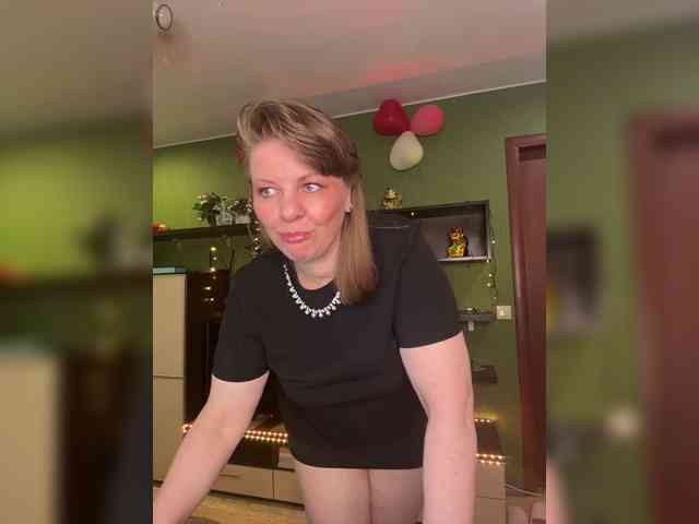 Veronika_Gold webcam