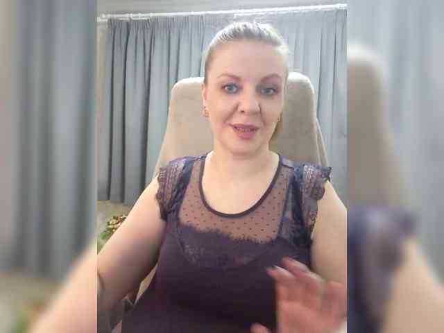 Veronika_Gold webcam