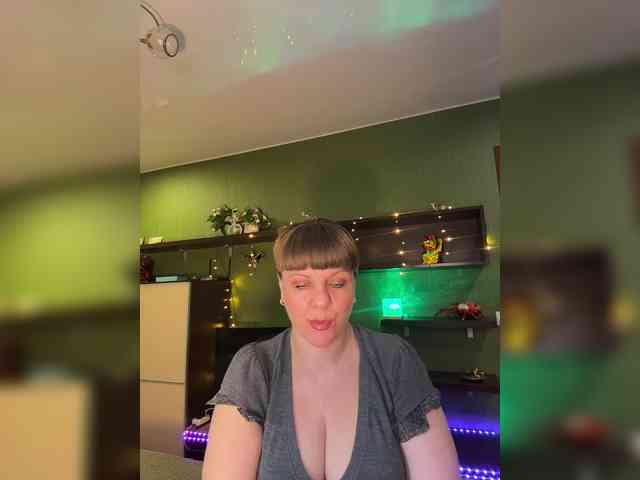 Veronika_Gold webcam