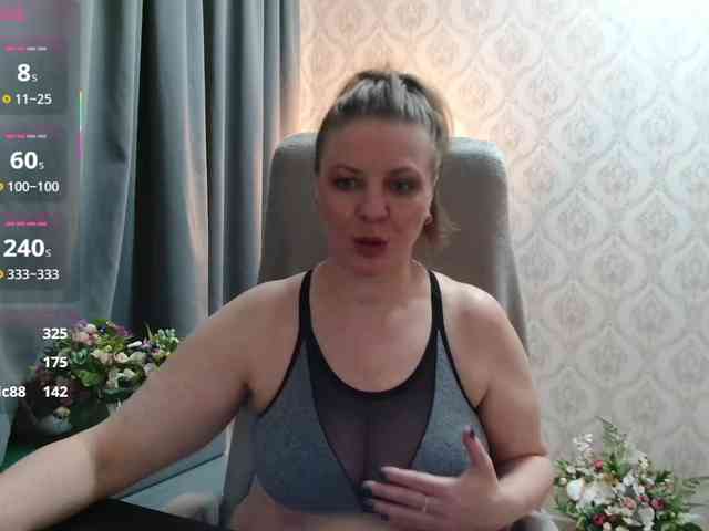 Veronika_Gold webcam