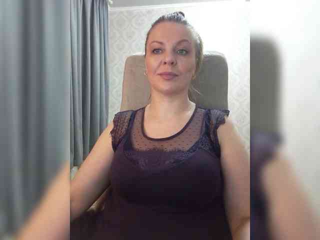Veronika_Gold webcam