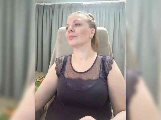 Veronika_Gold webcam