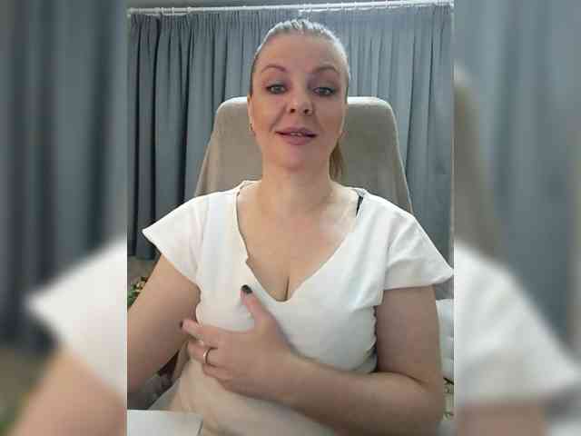 Veronika_Gold webcam