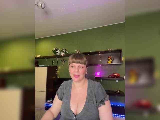 Veronika_Gold webcam
