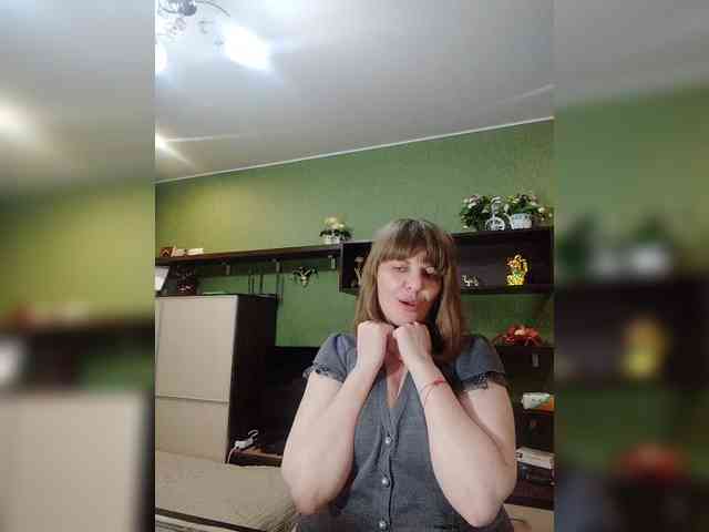 Veronika_Gold webcam