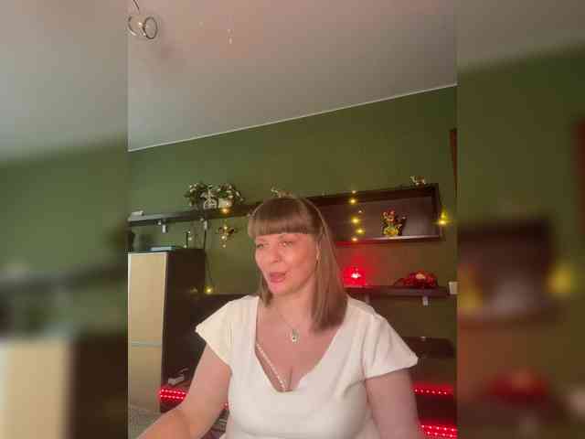 Veronika_Gold webcam