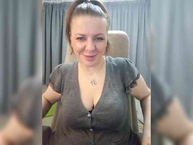 Veronika_Gold webcam