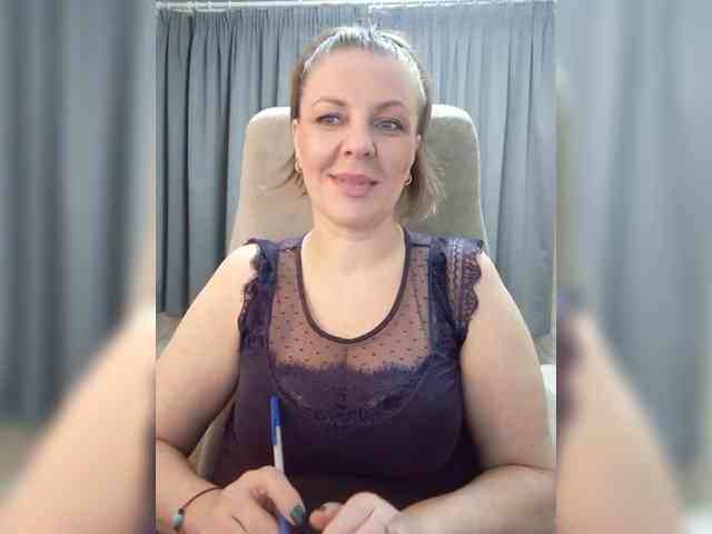 Veronika_Gold webcam