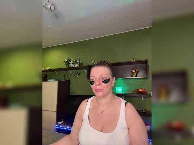 Veronika_Gold webcam