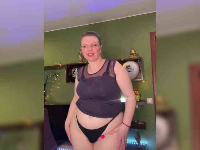 Veronika_Gold webcam