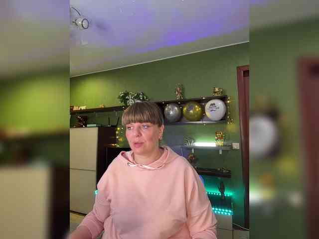 Veronika_Gold webcam