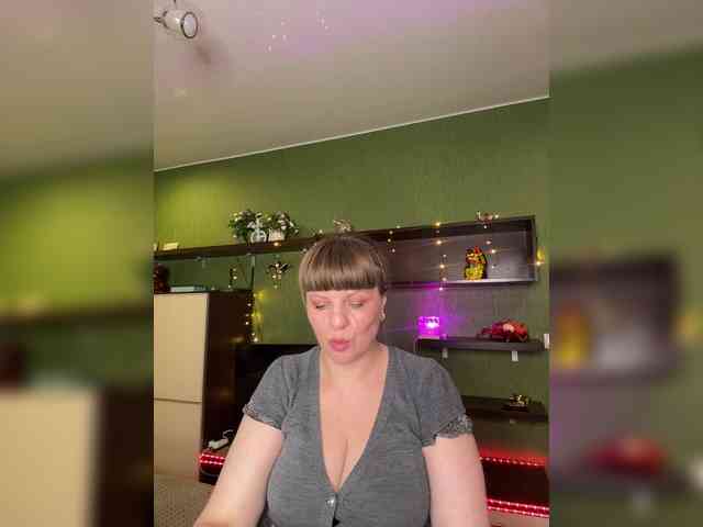 Veronika_Gold webcam