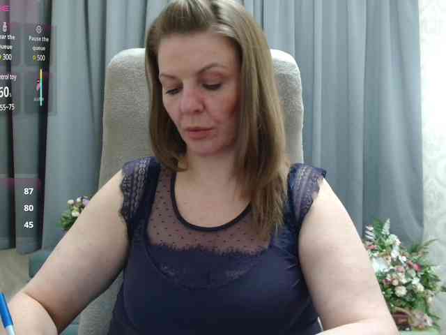 Veronika_Gold webcam