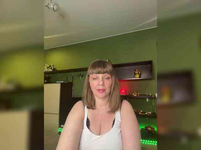 Veronika_Gold webcam