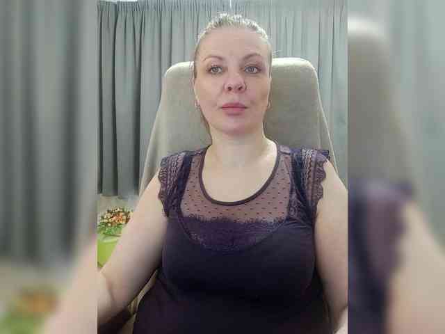 Veronika_Gold webcam