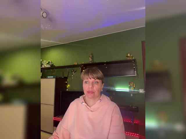 Veronika_Gold webcam