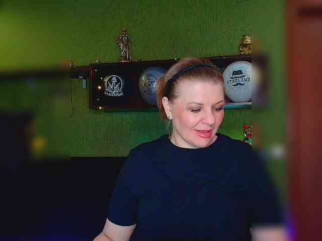 Veronika_Gold webcam