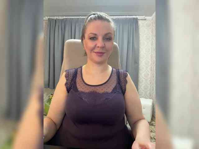 Veronika_Gold webcam