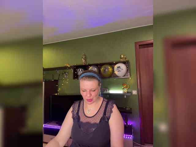 Veronika_Gold webcam