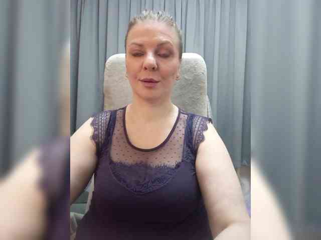 Veronika_Gold webcam