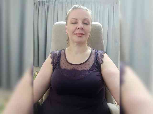 Veronika_Gold webcam