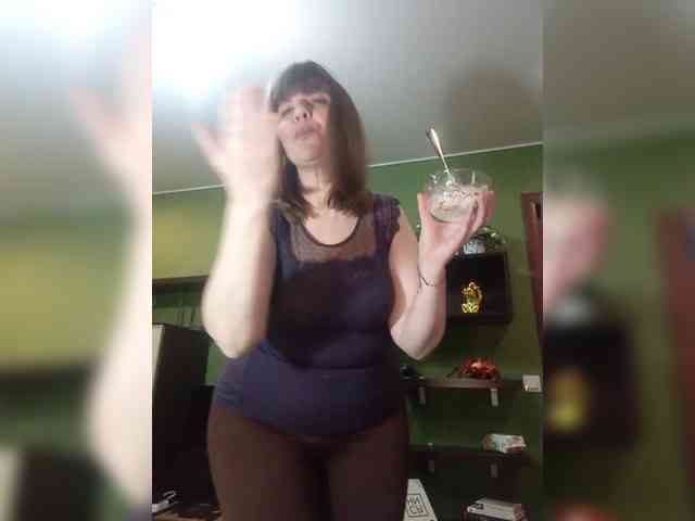 Veronika_Gold webcam