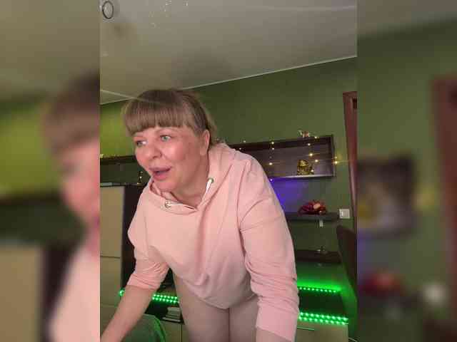 Veronika_Gold webcam