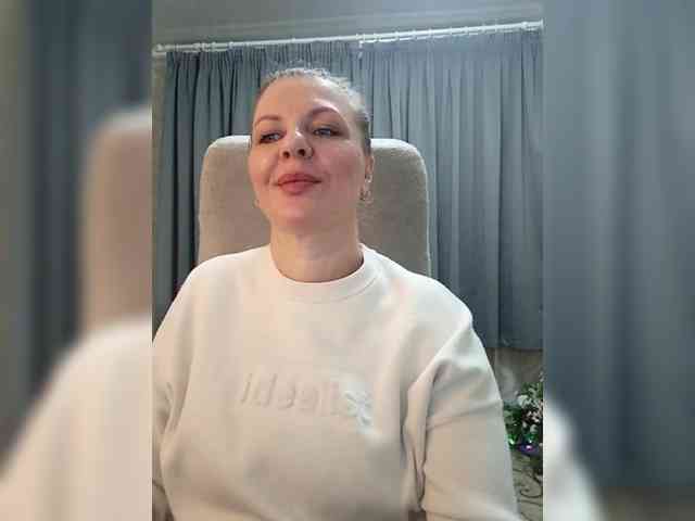 Veronika_Gold webcam