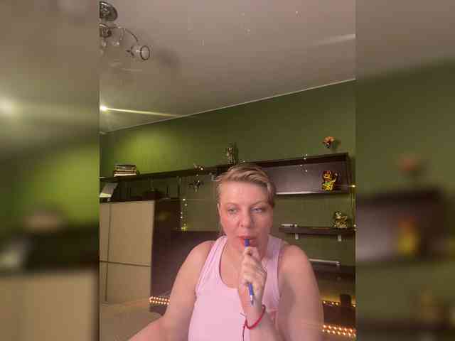 Veronika_Gold webcam