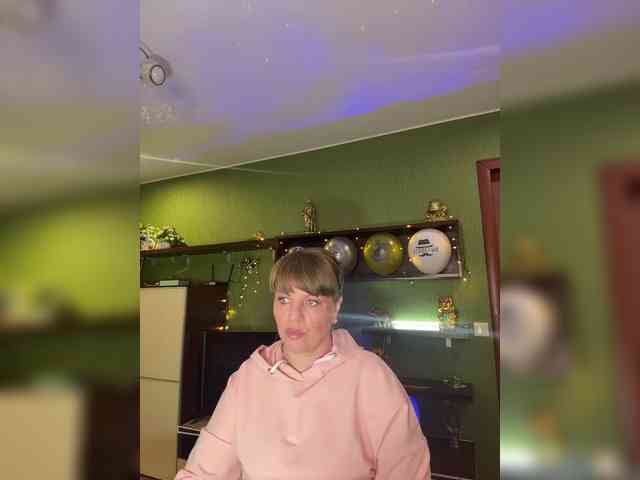 Veronika_Gold webcam