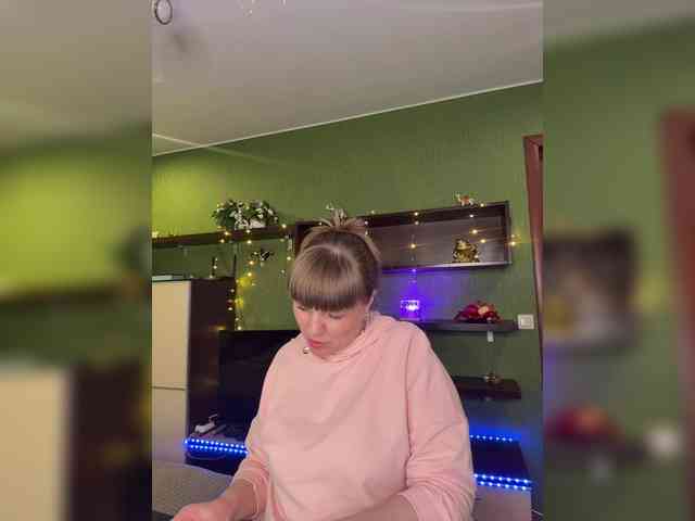 Veronika_Gold webcam