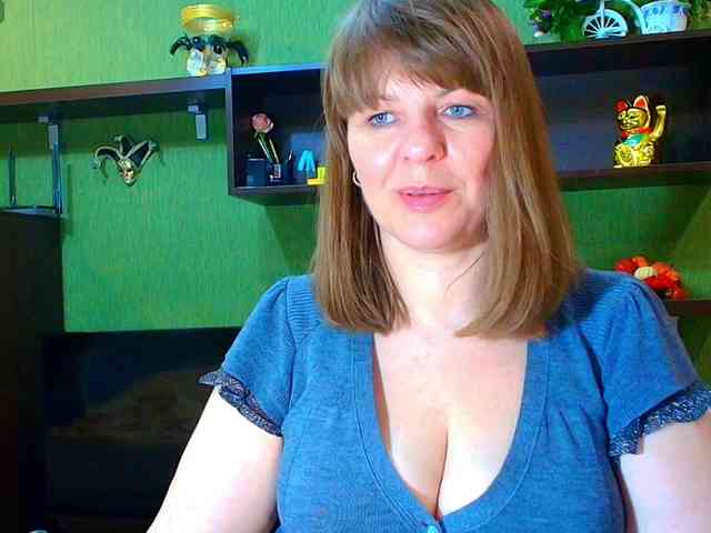 Veronika_Gold webcam