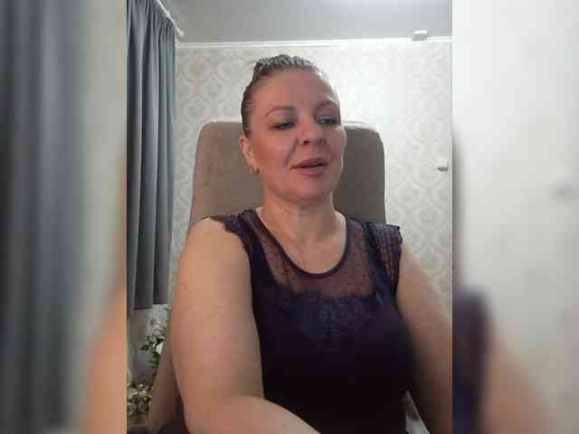 Veronika_Gold webcam
