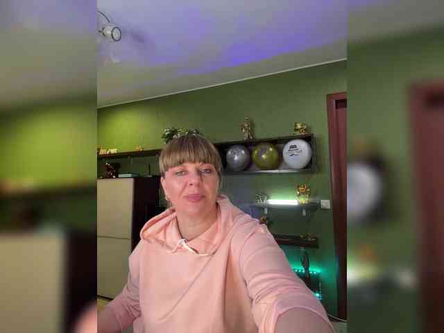 Veronika_Gold webcam