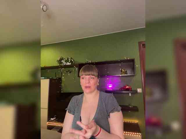 Veronika_Gold webcam