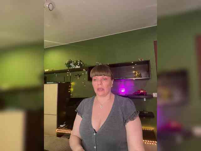 Veronika_Gold webcam