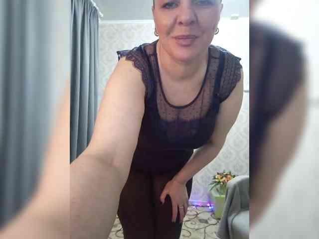 Veronika_Gold webcam
